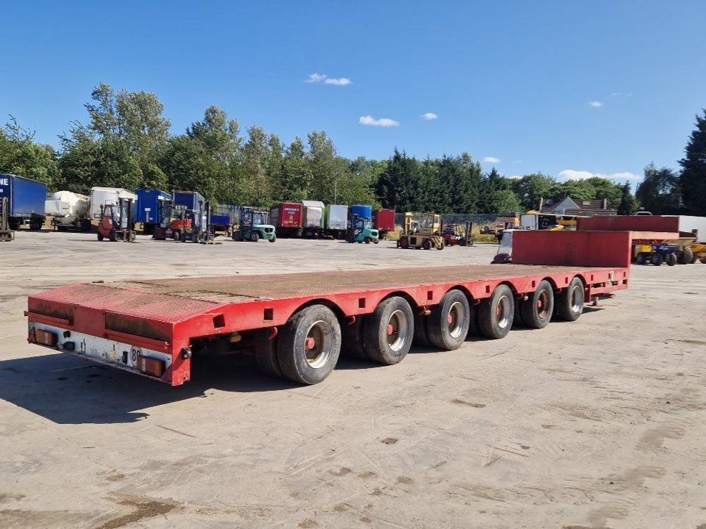 Es-ge 6S0U - Semireboque baixa: foto 4 Es-ge 6S0U - Semireboque baixa: foto 4