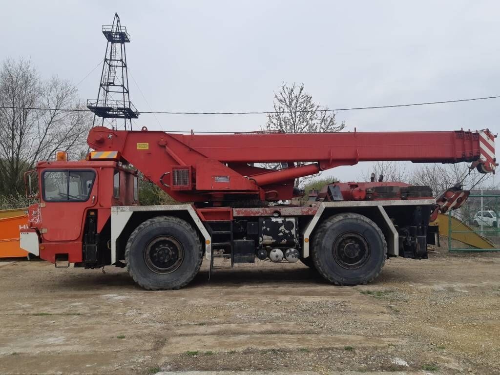 Faun RTF30 Faun RTF30 - Grua todo o terreno: foto 3 Faun RTF30 Faun RTF30 - Grua todo o terreno: foto 3