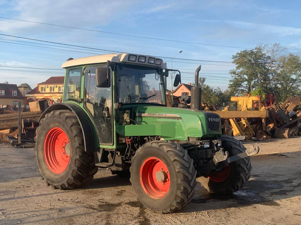 Fendt 209S - Trator: foto 1 Fendt 209S - Trator: foto 1