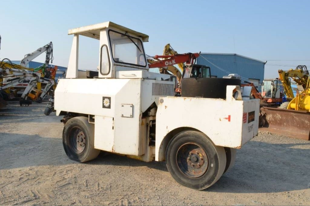 Ferdinand Steck PW9-H - Compactador de pneus: foto 1 Ferdinand Steck PW9-H - Compactador de pneus: foto 1
