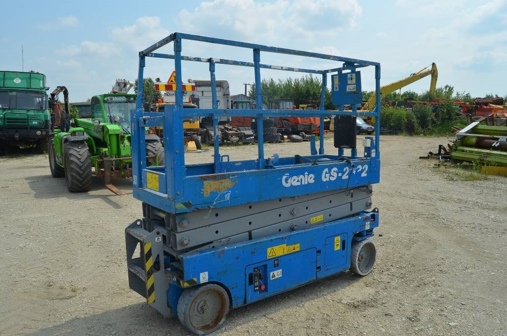 Genie GS 2032 - Plataforma de Tijera/ Plataforma de tesoura: foto 3 Genie GS 2032 - Plataforma de Tijera/ Plataforma de tesoura: foto 3