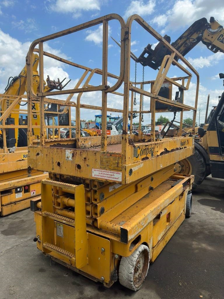 Haulotte Compact 10  - Plataforma de Tijera/ Plataforma de tesoura: foto 3 Haulotte Compact 10  - Plataforma de Tijera/ Plataforma de tesoura: foto 3