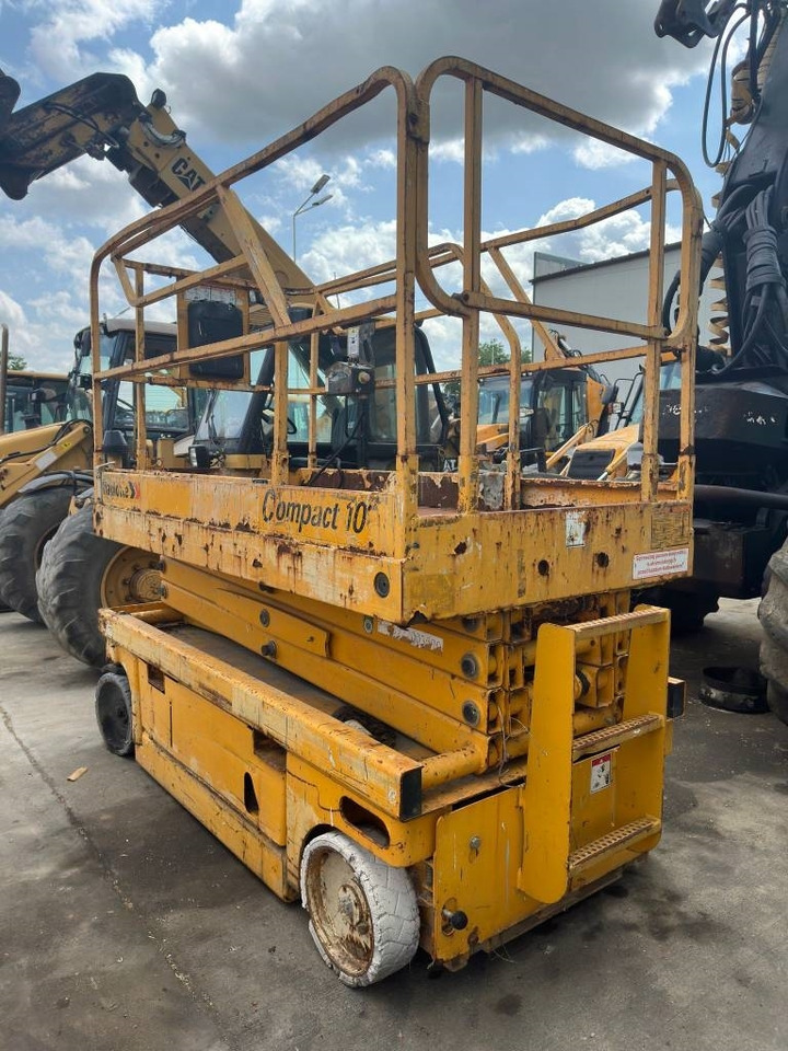 Haulotte Compact 10  - Plataforma de Tijera/ Plataforma de tesoura: foto 2 Haulotte Compact 10  - Plataforma de Tijera/ Plataforma de tesoura: foto 2