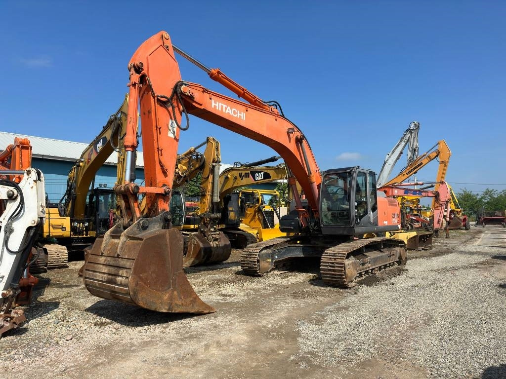 Hitachi Zaxis 280LC-3 - Escavadora de rastos: foto 1 Hitachi Zaxis 280LC-3 - Escavadora de rastos: foto 1