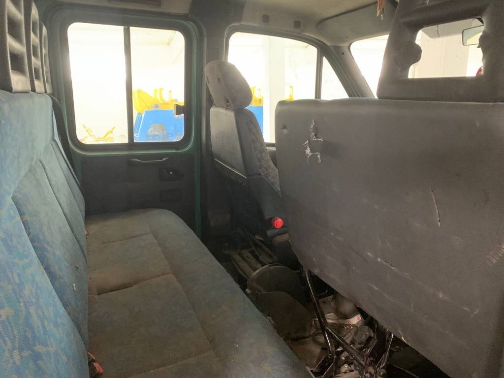 Caminhão tractor BE, Carrinha cabine dupla Iveco 3551: foto 9