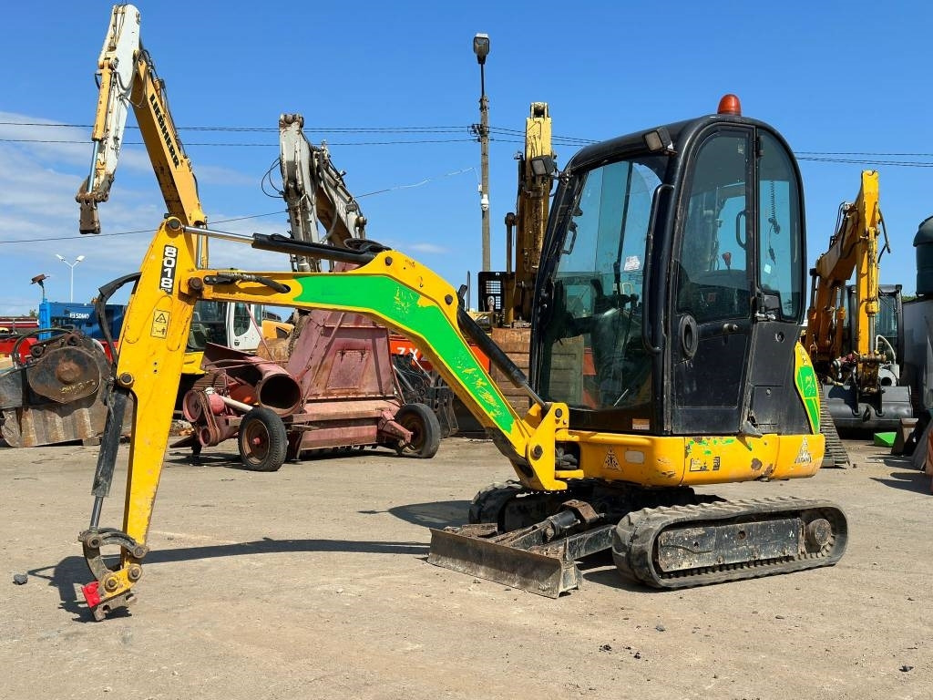 JCB 8018 - Mini escavadeira: foto 1 JCB 8018 - Mini escavadeira: foto 1