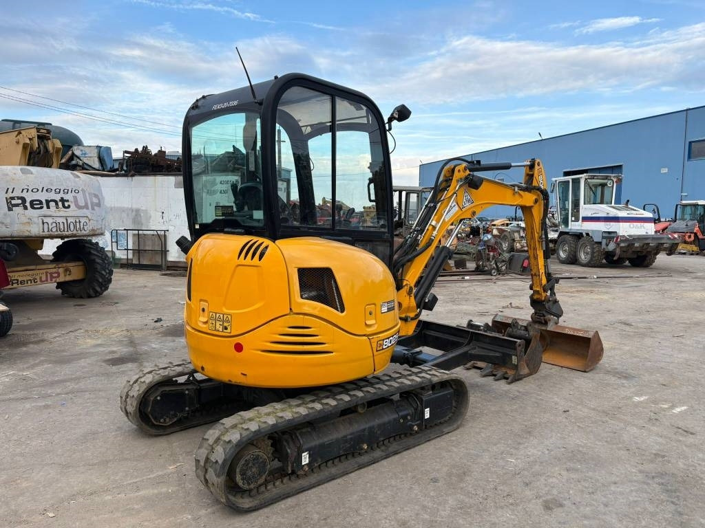 JCB 8025 ZTS - Mini escavadeira: foto 3 JCB 8025 ZTS - Mini escavadeira: foto 3