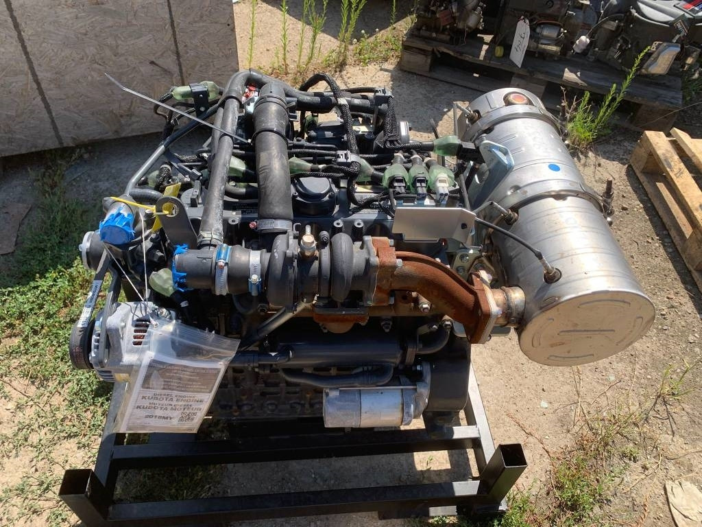 Kubota V 2403 NEW ENGINE  - Motor de Máquina de construção: foto 3 Kubota V 2403 NEW ENGINE  - Motor de Máquina de construção: foto 3