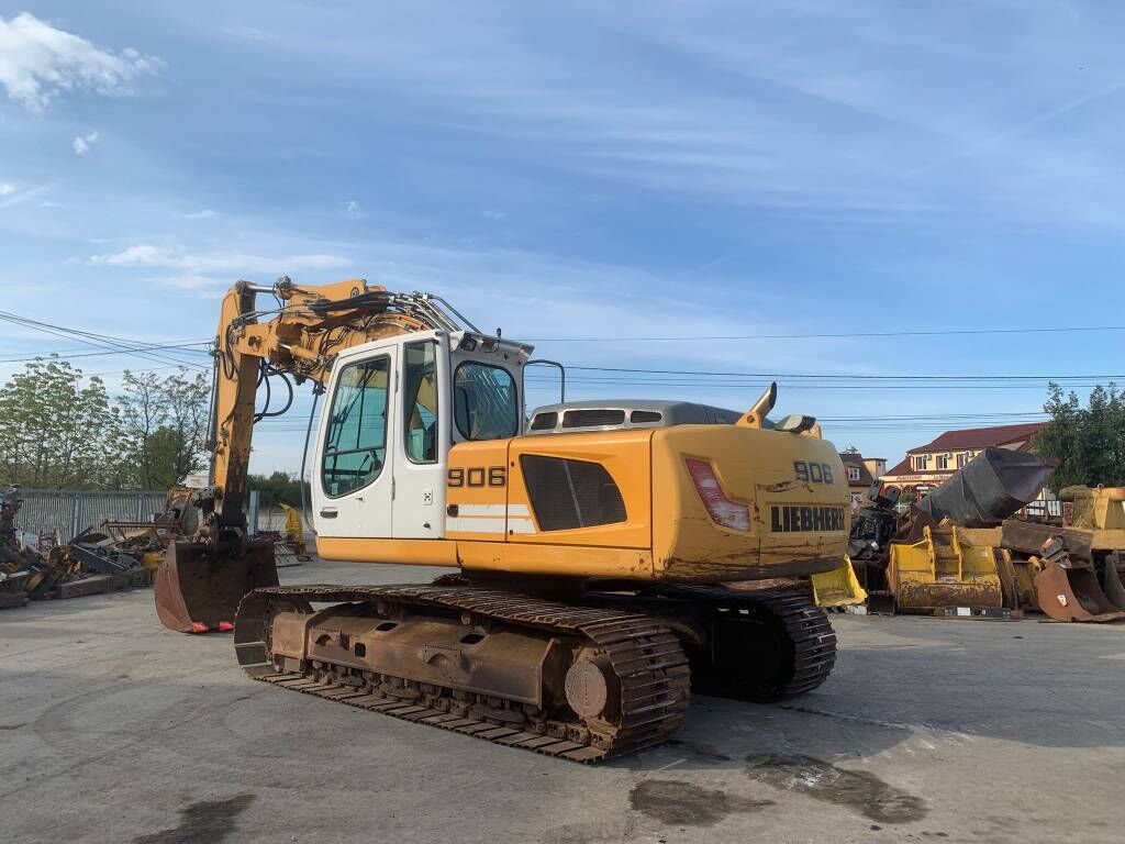 Liebherr R 906 LC Liebherr R 906 LC - Escavadora de rastos: foto 3 Liebherr R 906 LC Liebherr R 906 LC - Escavadora de rastos: foto 3