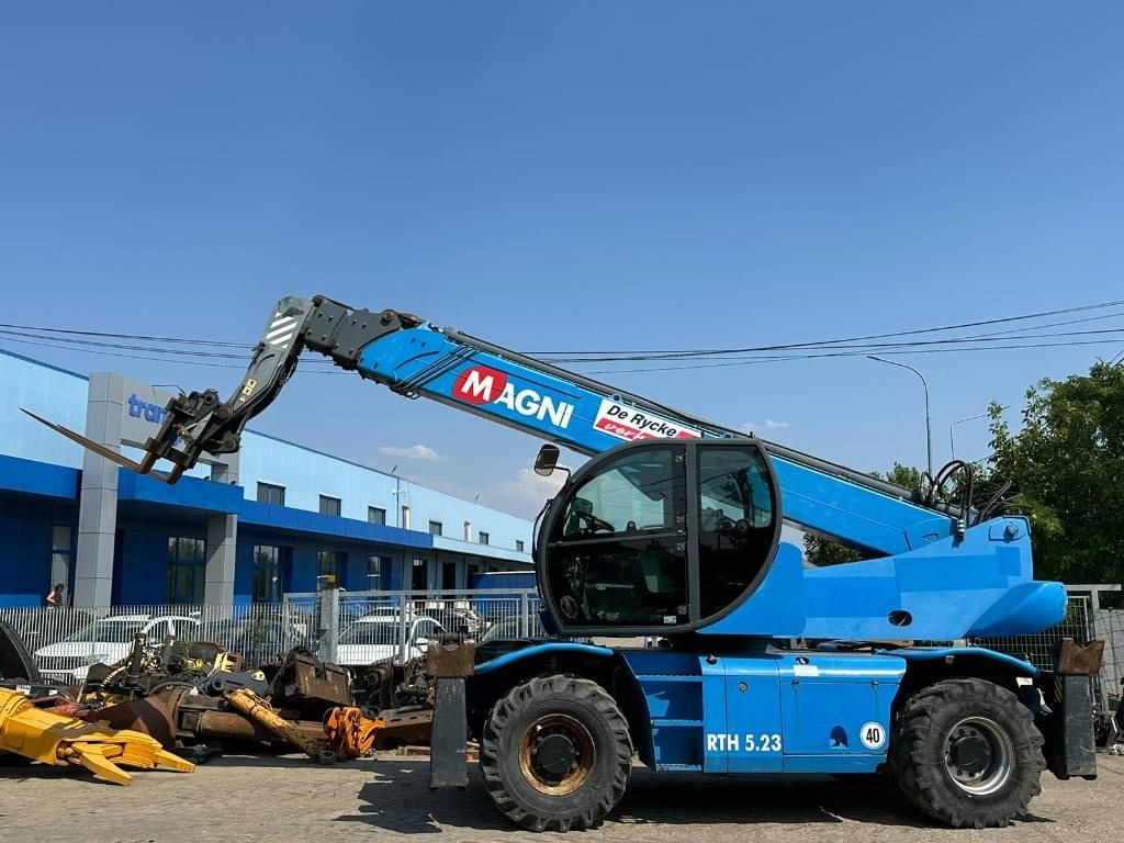 Magni RTH 5,23 - Empilhador telescópico: foto 2 Magni RTH 5,23 - Empilhador telescópico: foto 2