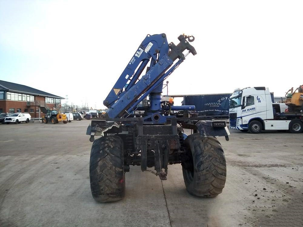 Mercedes-Benz Unimog - Caminhão grua: foto 5 Mercedes-Benz Unimog - Caminhão grua: foto 5