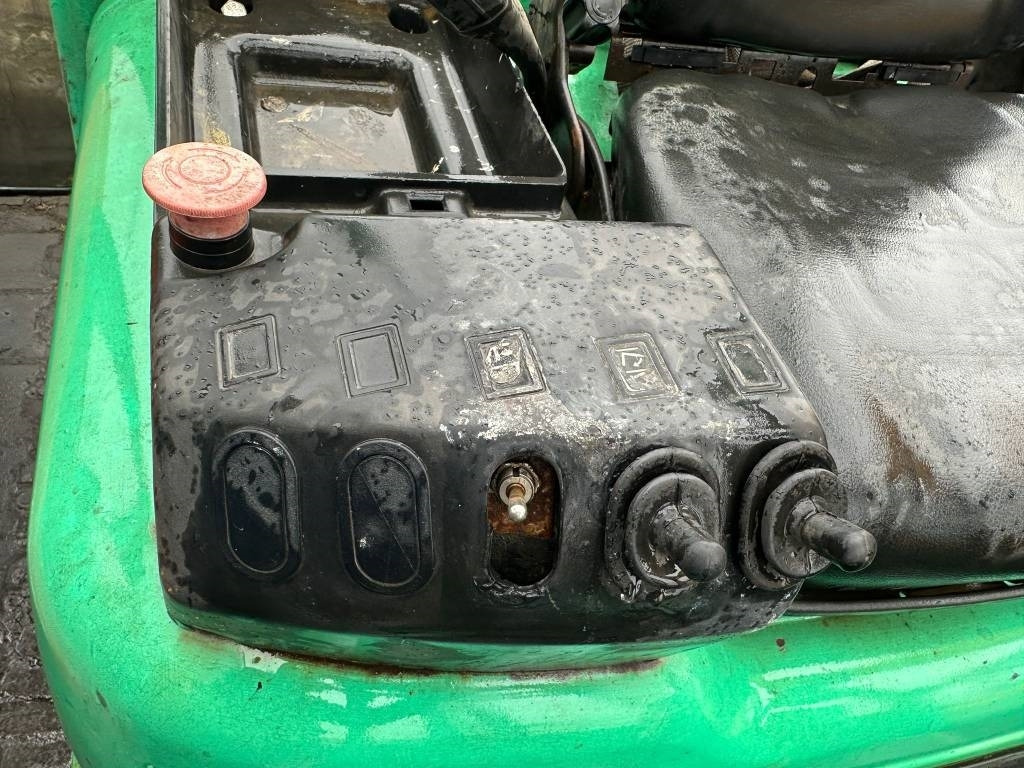 Empilhadeira a diesel Mitsubishi FD15: foto 8