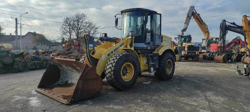 New Holland W 130 - Carregadeira de rodas: foto 4 New Holland W 130 - Carregadeira de rodas: foto 4