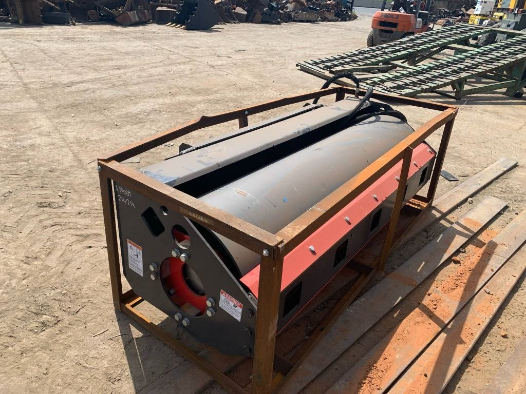 Raytree RMVR76 Vibratory Roller - Rolo: foto 1 Raytree RMVR76 Vibratory Roller - Rolo: foto 1