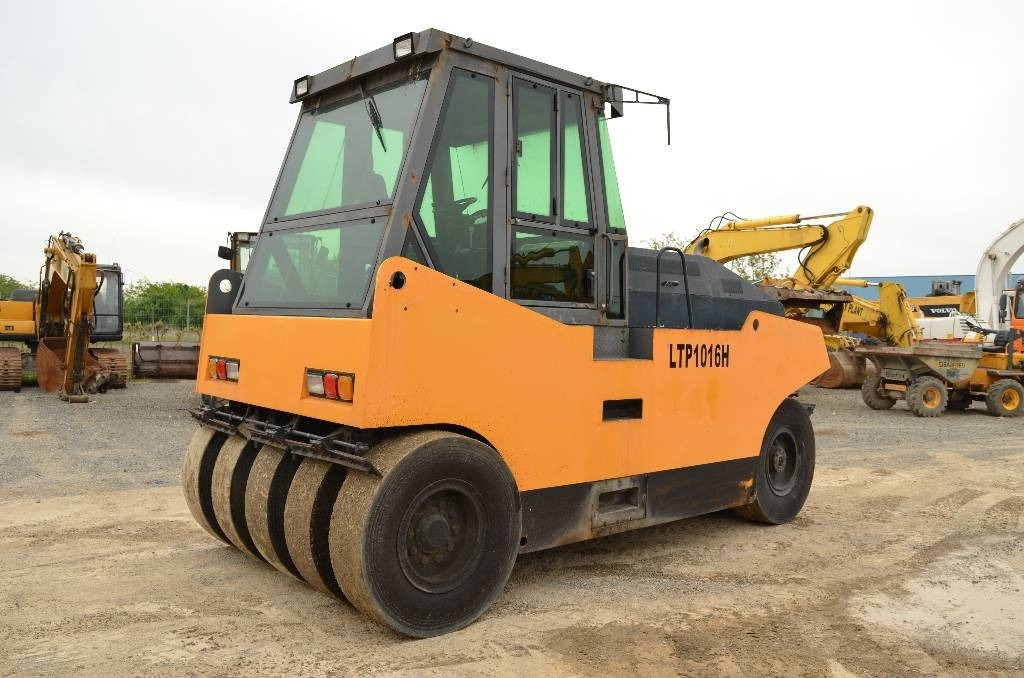 Sinoway LTP1016H - Compactador de pneus: foto 3 Sinoway LTP1016H - Compactador de pneus: foto 3