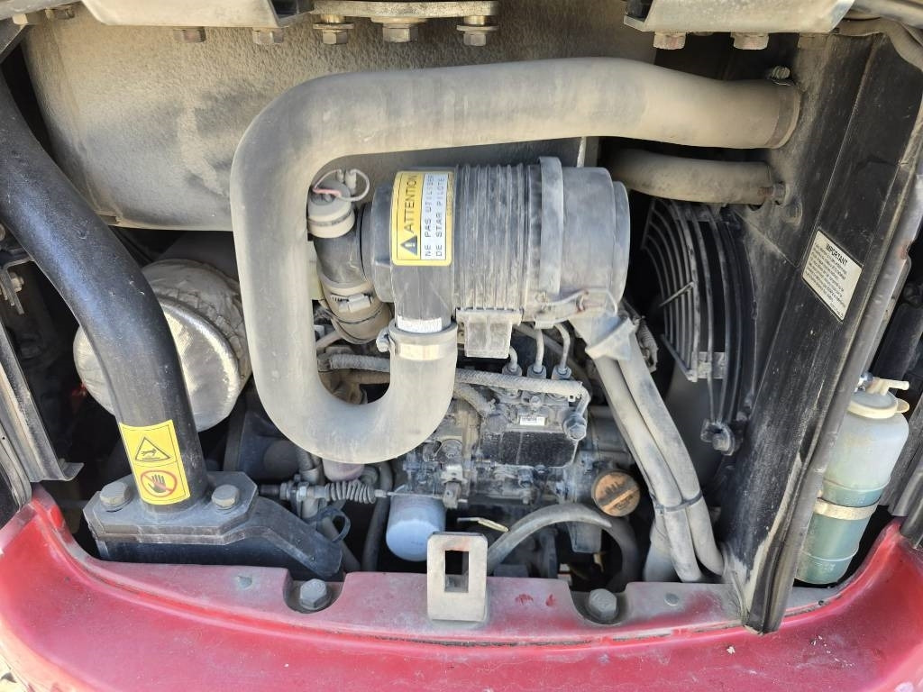 Takeuchi TB 23 R - Mini escavadeira: foto 3 Takeuchi TB 23 R - Mini escavadeira: foto 3