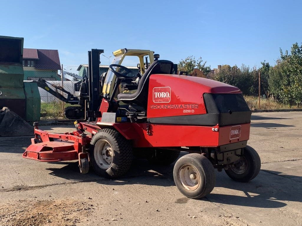 Toro Groundmaster 228D - Cortador de grama: foto 3 Toro Groundmaster 228D - Cortador de grama: foto 3