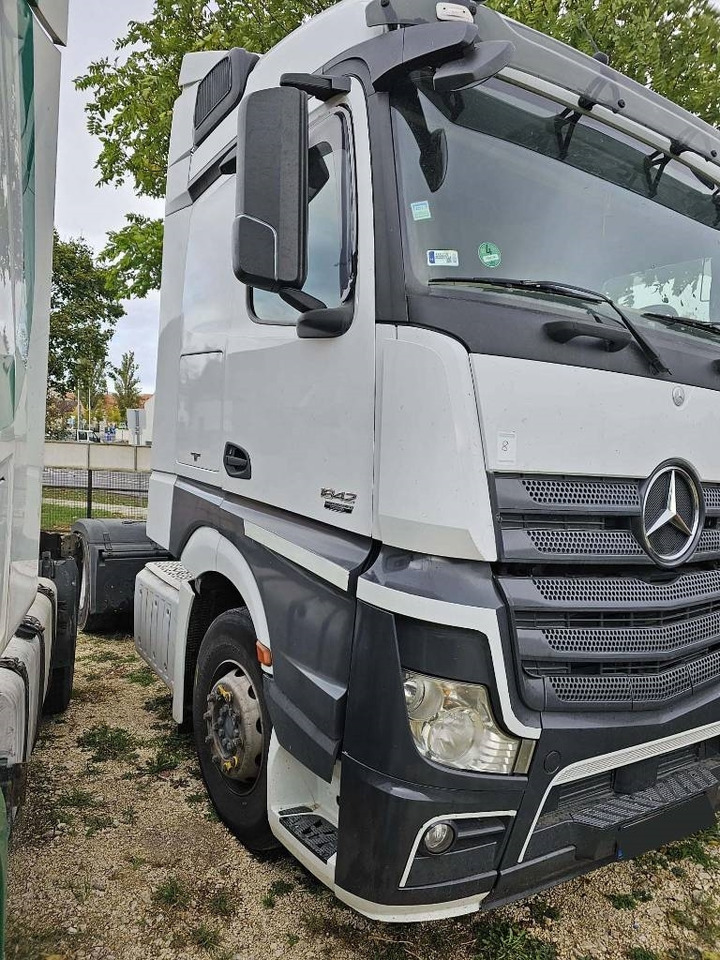 Mercedes-Benz Actros 1842 - Tractor: foto 2 Mercedes-Benz Actros 1842 - Tractor: foto 2