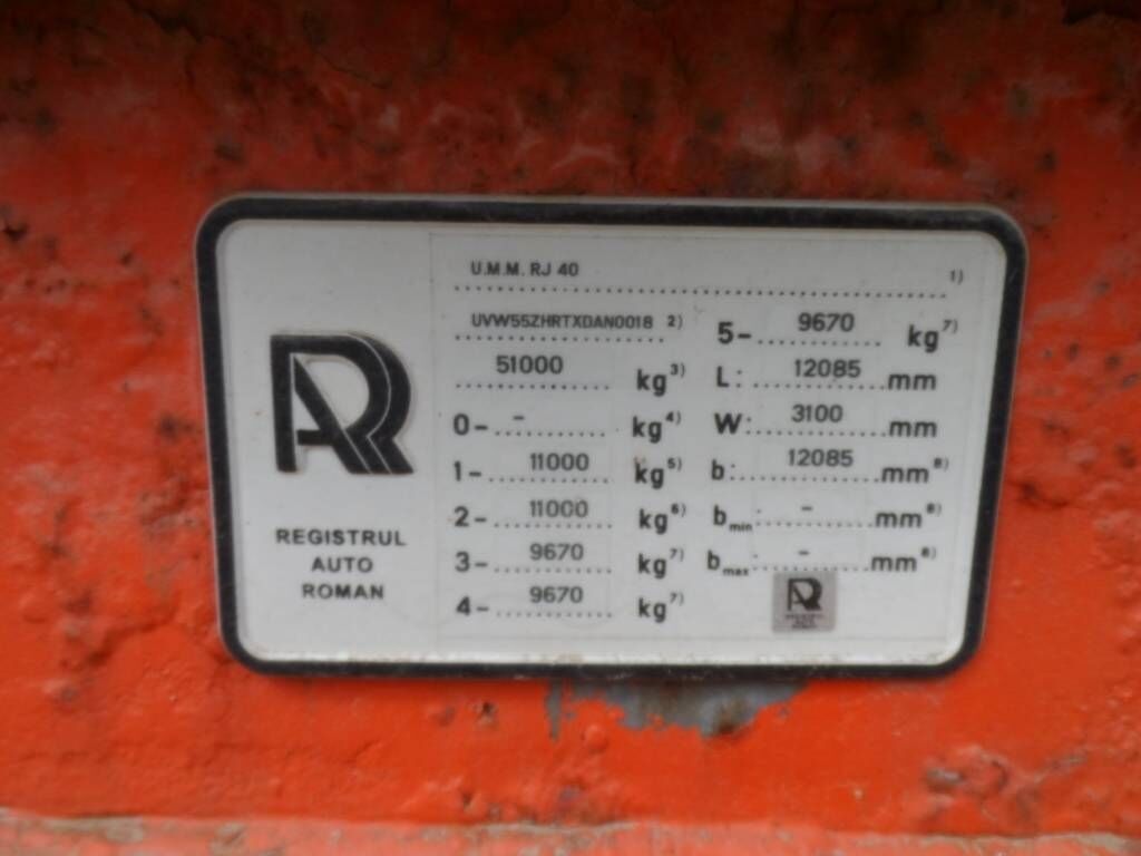 UMM RJ 40 UMM RJ 40 - Semireboque baixa: foto 3 UMM RJ 40 UMM RJ 40 - Semireboque baixa: foto 3