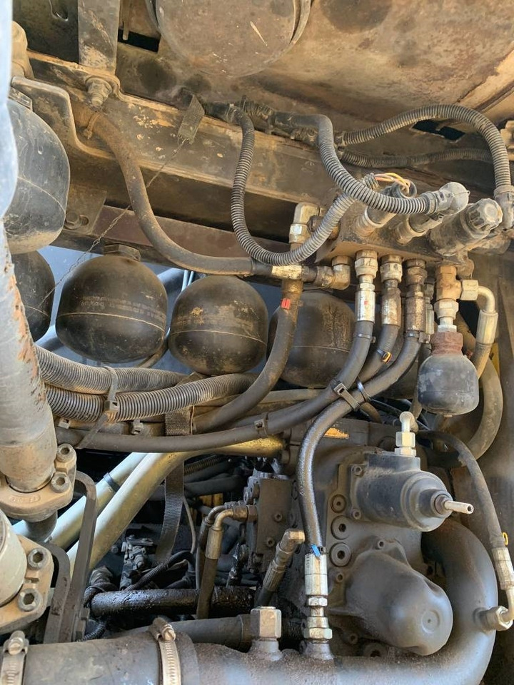 Caminhão articulado Volvo A 35 F: foto 15