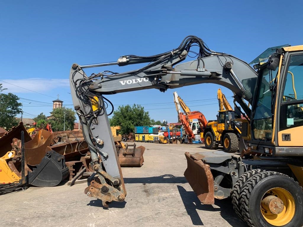 Volvo EW 140 C - Escavadeira de rodas: foto 4 Volvo EW 140 C - Escavadeira de rodas: foto 4