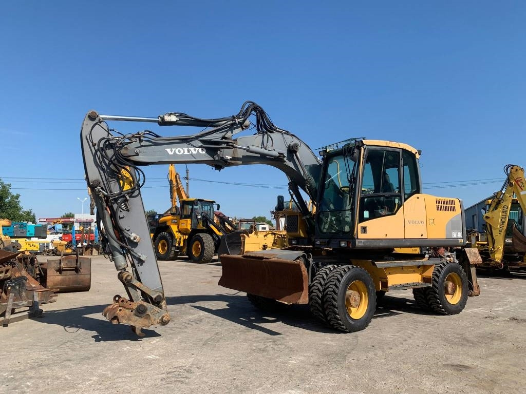 Volvo EW 140 C - Escavadeira de rodas: foto 1 Volvo EW 140 C - Escavadeira de rodas: foto 1