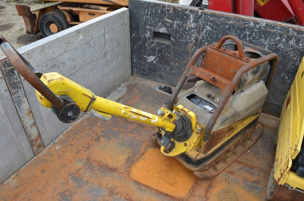 Wacker Neuson DPU5045H - Placas vibratórias: foto 1 Wacker Neuson DPU5045H - Placas vibratórias: foto 1