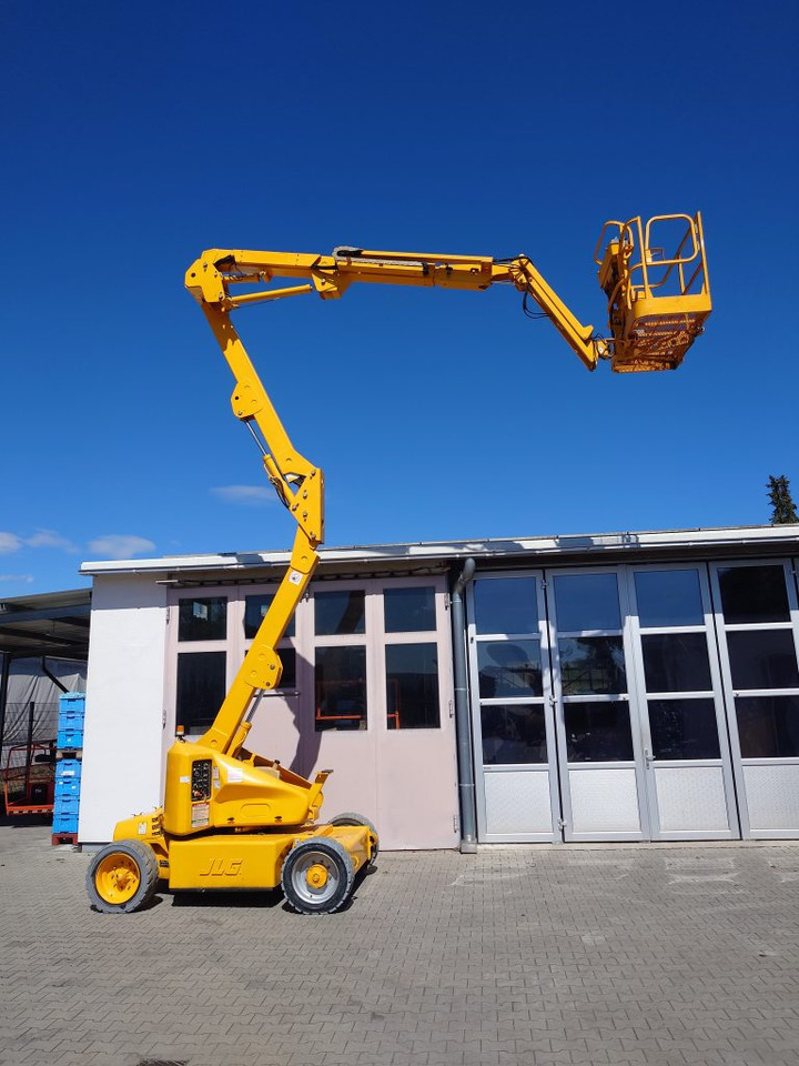 JLG M450AJ - Plataforma articulada: foto 2 JLG M450AJ - Plataforma articulada: foto 2