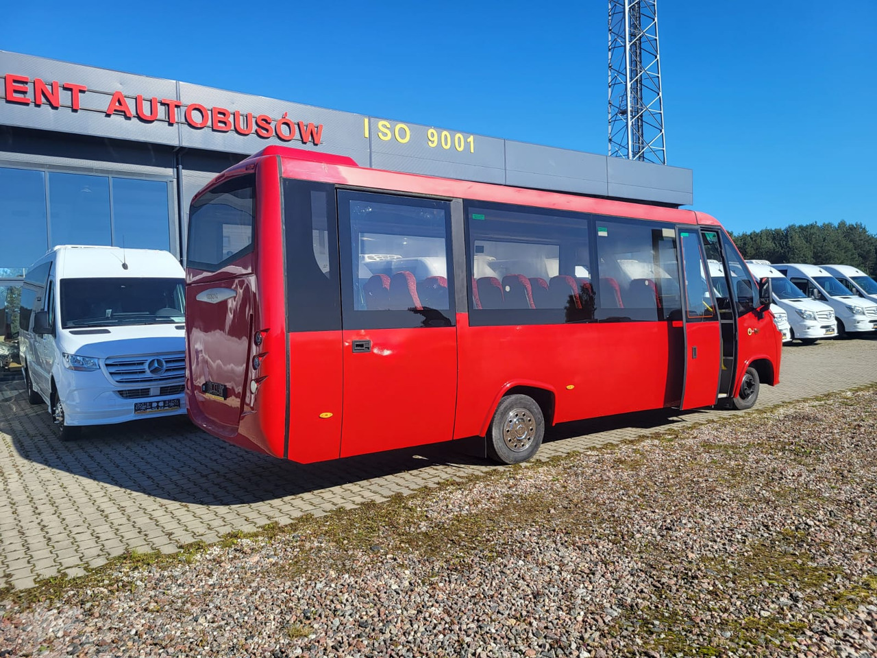 IVECO Daily Kapena- 35 Miejsc - Micro-ônibus, Furgão de passageiros: foto 5 IVECO Daily Kapena- 35 Miejsc - Micro-ônibus, Furgão de passageiros: foto 5