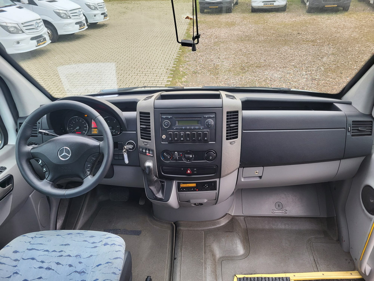 Mercedes-Benz Sprinter 518 CDI - 24 places + standing - Micro-ônibus, Furgão de passageiros: foto 5 Mercedes-Benz Sprinter 518 CDI - 24 places + standing - Micro-ônibus, Furgão de passageiros: foto 5