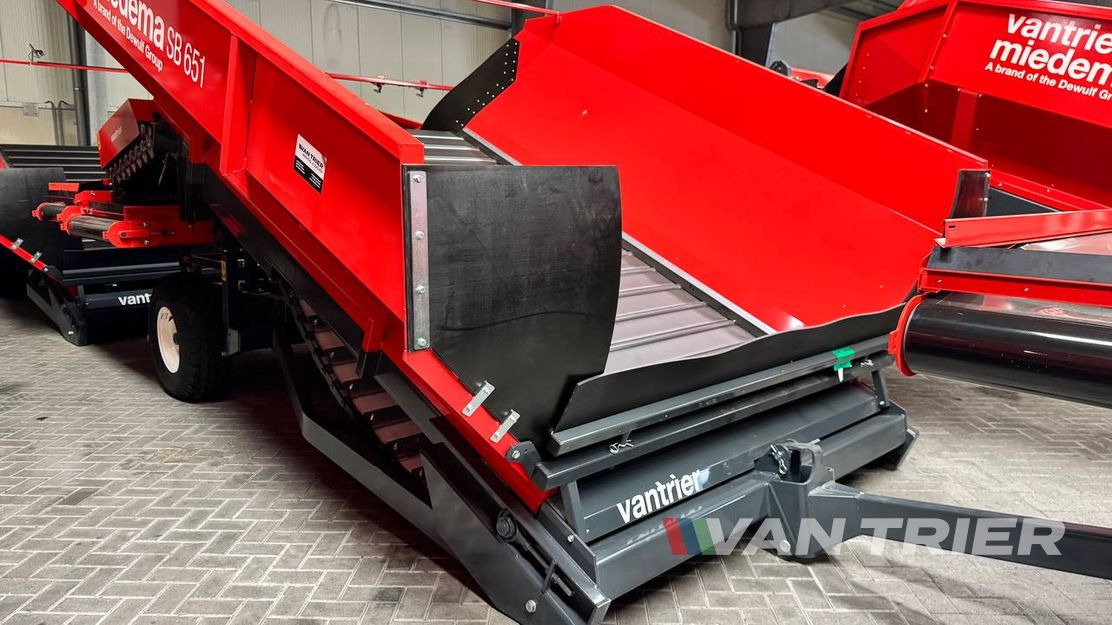 Miedema SB651 Receiving hopper - Equipamento para armazenagem: foto 1 Miedema SB651 Receiving hopper - Equipamento para armazenagem: foto 1