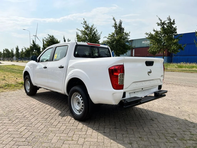 Nissan Navara 4x4 - 22 UNITS - 2.5 D Double Cab - XE - EURO 2 - NEW!! READY FOR WORK!!! - Pick-up, Carrinha cabine dupla: foto 3 Nissan Navara 4x4 - 22 UNITS - 2.5 D Double Cab - XE - EURO 2 - NEW!! READY FOR WORK!!! - Pick-up, Carrinha cabine dupla: foto 3