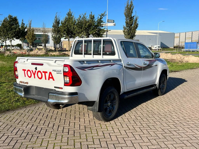 Toyota Hilux GLX SR5 4x4 - 2 UNITS IN STOCK - 2.4 D Double Cab - EURO 2 - NEW!! - Pick-up, Carrinha cabine dupla: foto 5 Toyota Hilux GLX SR5 4x4 - 2 UNITS IN STOCK - 2.4 D Double Cab - EURO 2 - NEW!! - Pick-up, Carrinha cabine dupla: foto 5