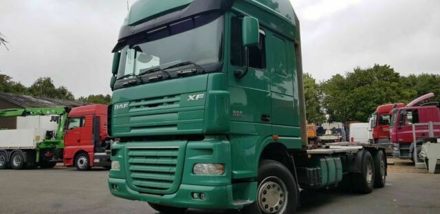 DAF XF105-460Super Spacs Cap G.Haus/Hoch Retarder - Caminhão chassi: foto 1 DAF XF105-460Super Spacs Cap G.Haus/Hoch Retarder - Caminhão chassi: foto 1