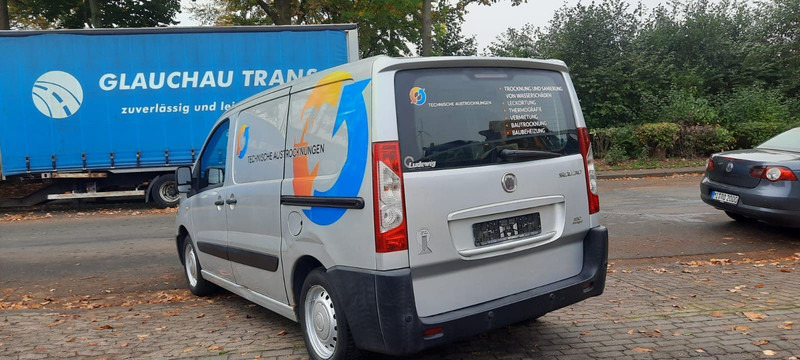 Fiat Scudo Klima 2xSchiebetür - Furgão compacto: foto 4 Fiat Scudo Klima 2xSchiebetür - Furgão compacto: foto 4