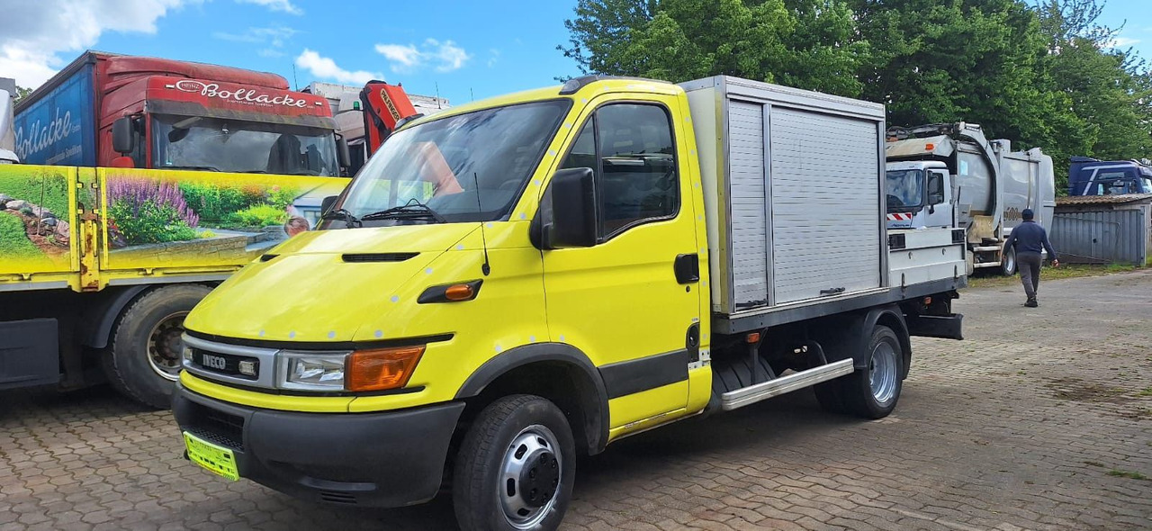 Iveco Daily Koffer - Carrinha de contentor: foto 1 Iveco Daily Koffer - Carrinha de contentor: foto 1