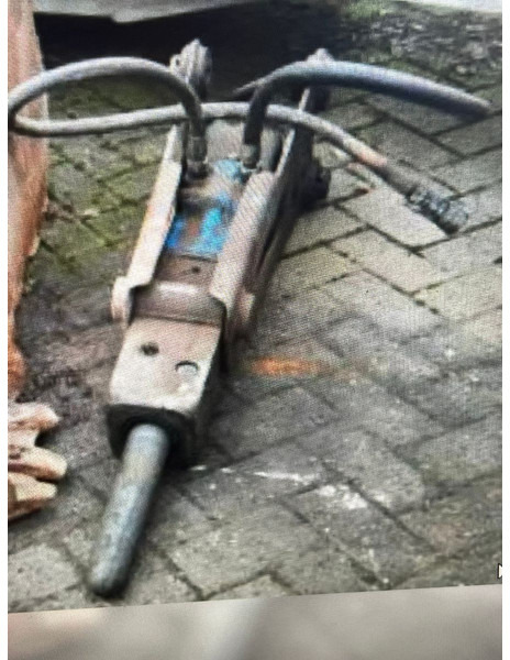 Kubota Stemmhammer - Martelo hidráulico de Máquina de construção: foto 1 Kubota Stemmhammer - Martelo hidráulico de Máquina de construção: foto 1