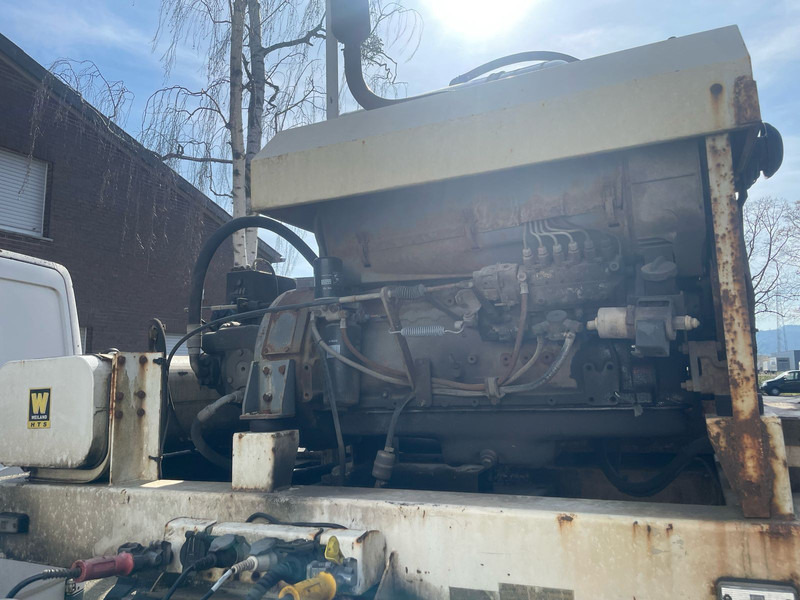 Lecinena Lecinena Betonmischauflieger - Semi-reboque betoneira: foto 5 Lecinena Lecinena Betonmischauflieger - Semi-reboque betoneira: foto 5