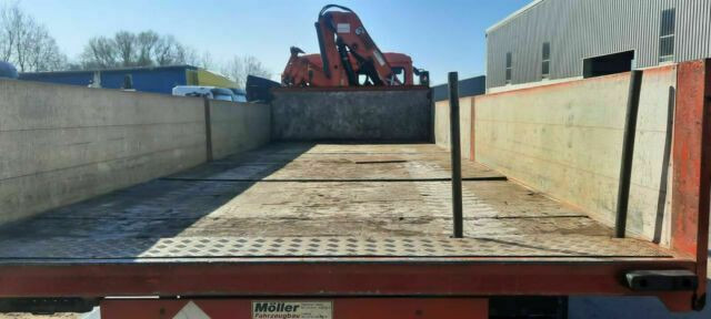 MAN ME18.284 mit Kran Not Aus Hiab 122B - Camião de caixa aberta/ Plataforma, Caminhão grua: foto 5 MAN ME18.284 mit Kran Not Aus Hiab 122B - Camião de caixa aberta/ Plataforma, Caminhão grua: foto 5