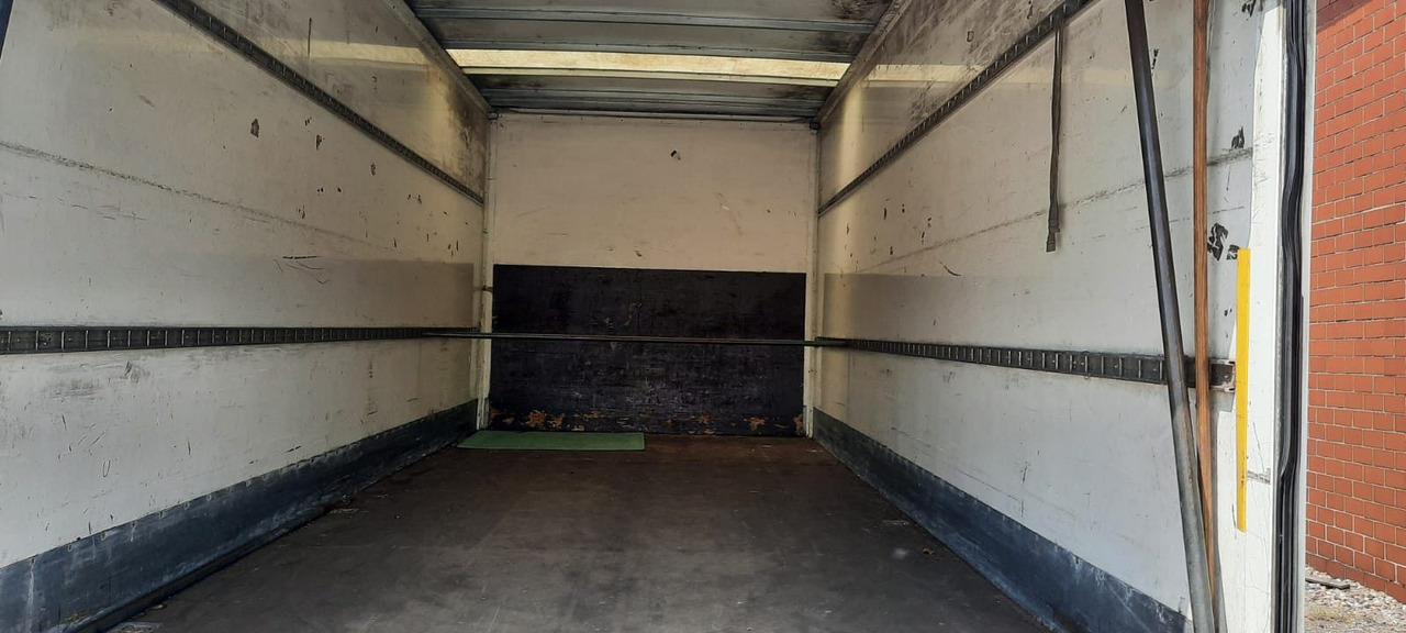 MAN TGL 8.180 Koffer - Carrinha de contentor: foto 5 MAN TGL 8.180 Koffer - Carrinha de contentor: foto 5