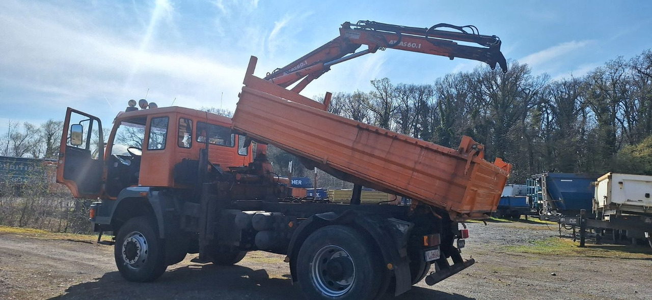 MAN TGM 18.240PS 4x4 3.S-Kipper mit Kran - Caminhão basculante, Caminhão grua: foto 4 MAN TGM 18.240PS 4x4 3.S-Kipper mit Kran - Caminhão basculante, Caminhão grua: foto 4
