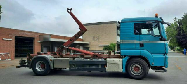 MAN TGS 18.440 Abroller mit Funk +Kran vor - Caminhão polibenne, Caminhão grua: foto 3 MAN TGS 18.440 Abroller mit Funk +Kran vor - Caminhão polibenne, Caminhão grua: foto 3