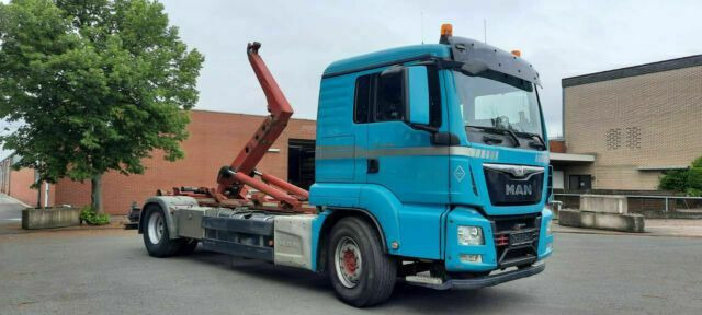 MAN TGS 18.440 Abroller mit Funk +Kran vor - Caminhão polibenne, Caminhão grua: foto 2 MAN TGS 18.440 Abroller mit Funk +Kran vor - Caminhão polibenne, Caminhão grua: foto 2