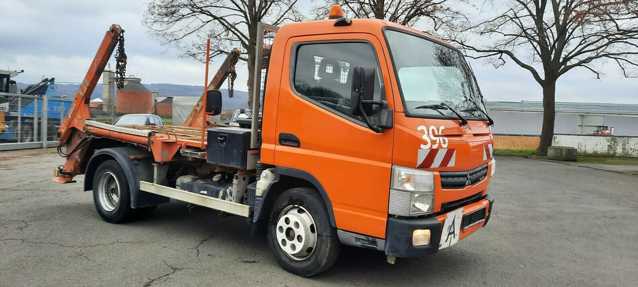 Mitsubishi Canter Absetzer Klima AHK Diff/Sperre - Máquina de outro: foto 1 Mitsubishi Canter Absetzer Klima AHK Diff/Sperre - Máquina de outro: foto 1