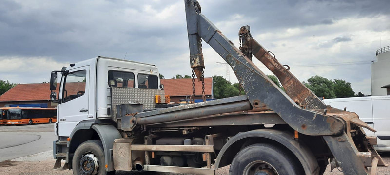 Mercedes-Benz 1833 Absetzkipper - Caminhão multibenne: foto 3 Mercedes-Benz 1833 Absetzkipper - Caminhão multibenne: foto 3