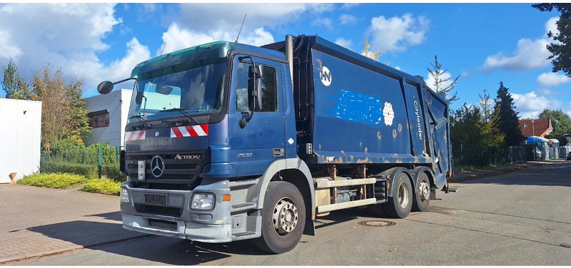 Mercedes-Benz 2632 Müllwgen 6x2 M.Haus Blatt/Luft - Caminhão de lixo: foto 1 Mercedes-Benz 2632 Müllwgen 6x2 M.Haus Blatt/Luft - Caminhão de lixo: foto 1