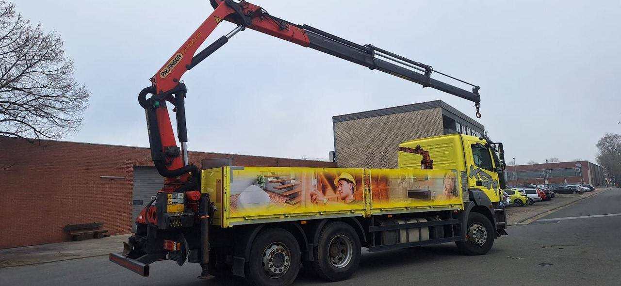 Mercedes-Benz 2636 Axor 3-Achser 6x2 mit Kran PK14002+Funk - Camião de caixa aberta/ Plataforma, Caminhão grua: foto 3 Mercedes-Benz 2636 Axor 3-Achser 6x2 mit Kran PK14002+Funk - Camião de caixa aberta/ Plataforma, Caminhão grua: foto 3