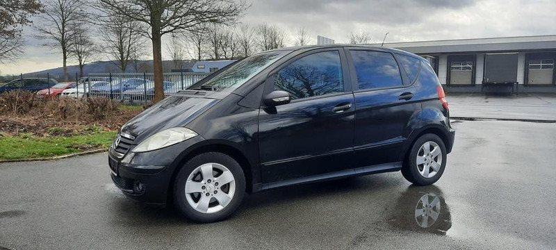 Mercedes-Benz A-Klasse 180 CDI AVANTGARDE - Hatchback: foto 1 Mercedes-Benz A-Klasse 180 CDI AVANTGARDE - Hatchback: foto 1