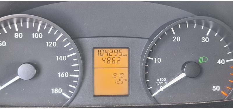 Furgão compacto Mercedes-Benz Sprinter II Kasten 216CDI Lang/Hoch: foto 8 Furgão compacto Mercedes-Benz Sprinter II Kasten 216CDI Lang/Hoch: foto 8