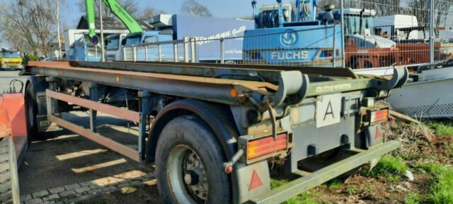 Müller-Mitteltal RAK German Fahrzeug - Reboque transportador de contêineres/ Caixa móvel: foto 3 Müller-Mitteltal RAK German Fahrzeug - Reboque transportador de contêineres/ Caixa móvel: foto 3